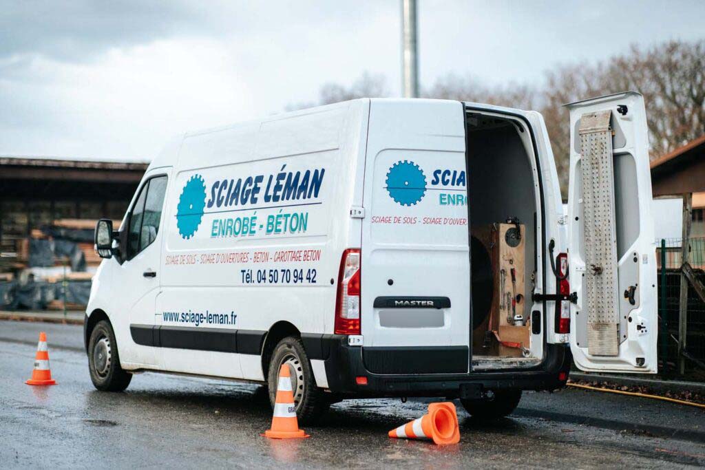 Photo du camion de sciage léman